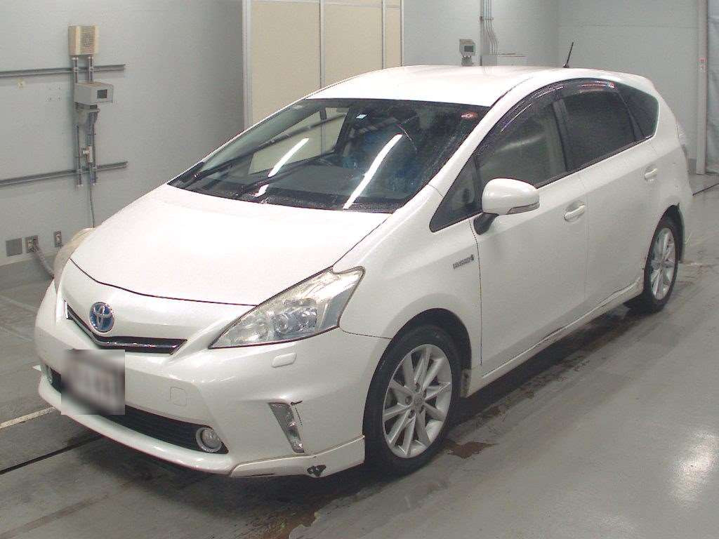 2012 Toyota Prius alpha ZVW41W[0]