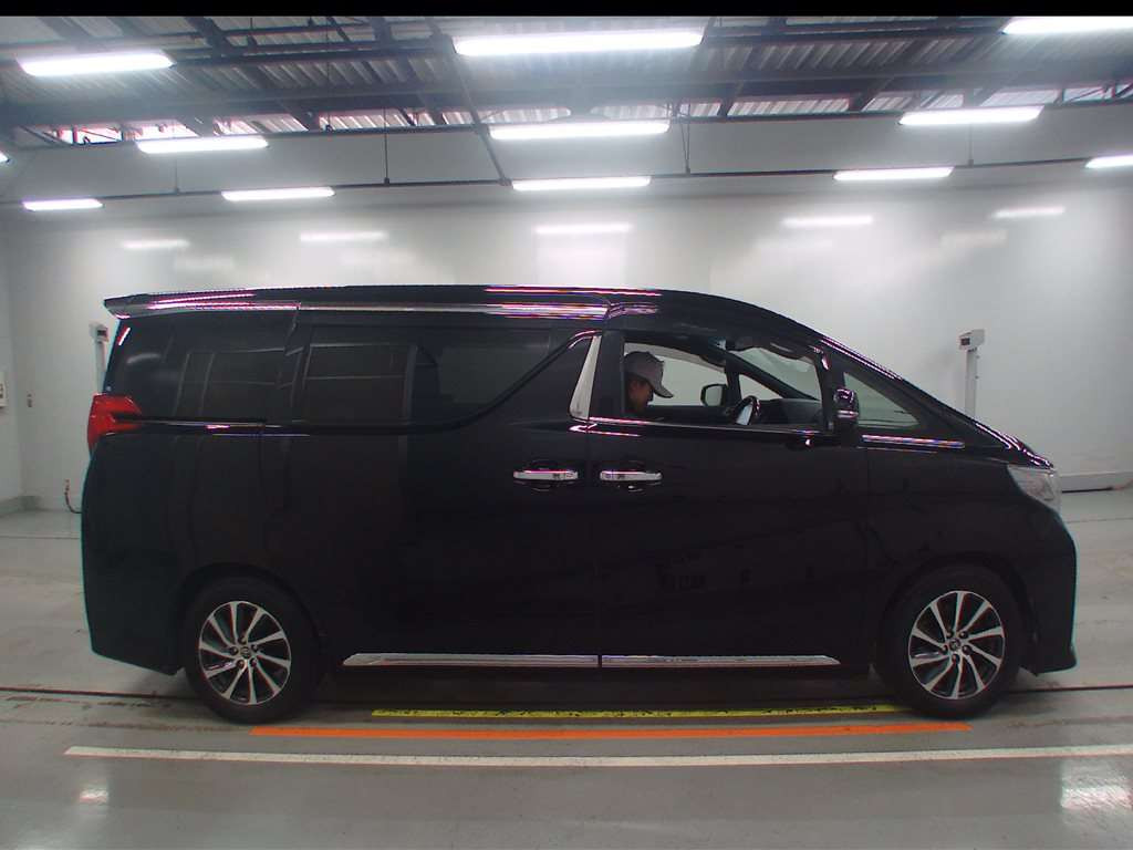 2015 Toyota Alphard GGH30W[2]