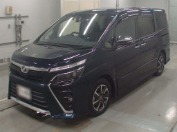 2018 Toyota Voxy