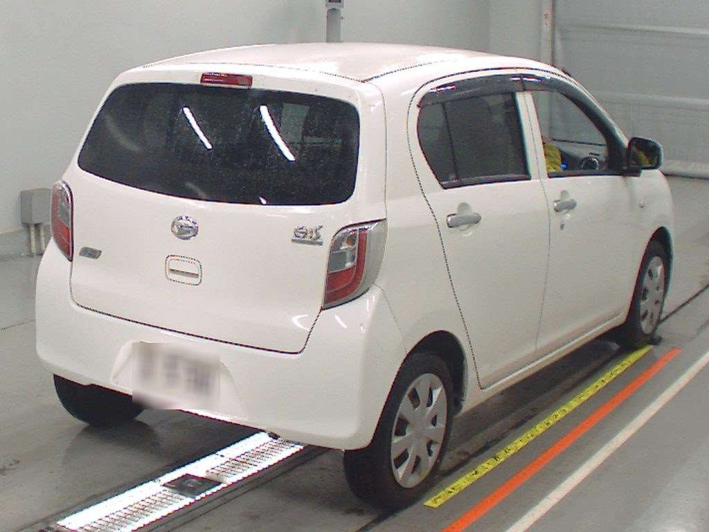 2012 Daihatsu Mira es LA300S[1]