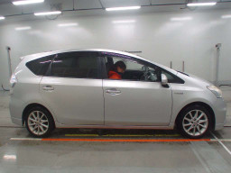 2011 Toyota Prius alpha