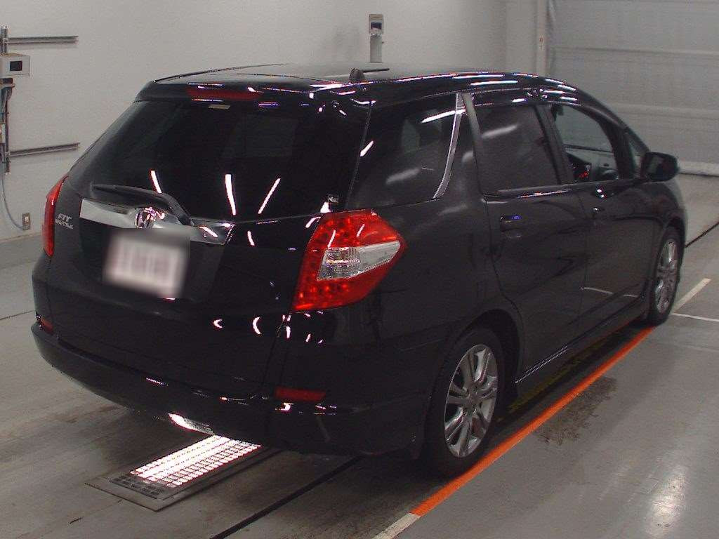 2011 Honda Fit Shuttle GG7[1]