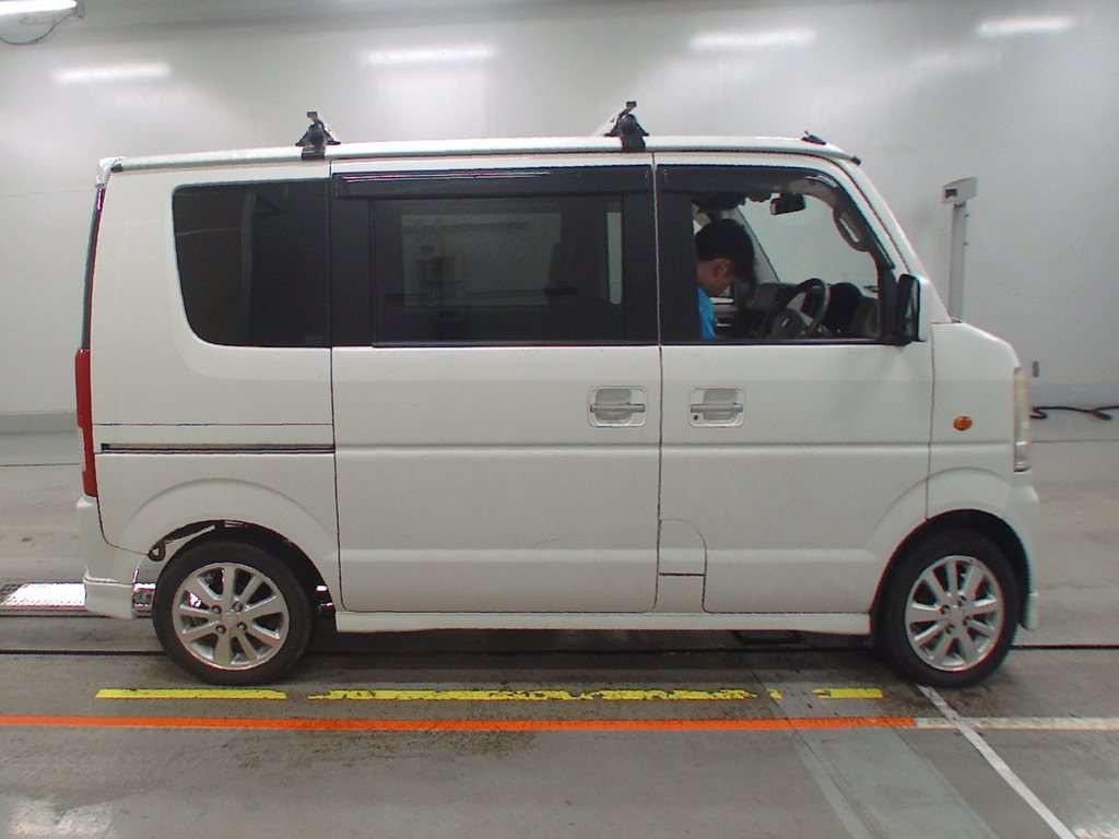 2009 Suzuki Every Wagon DA64W[2]