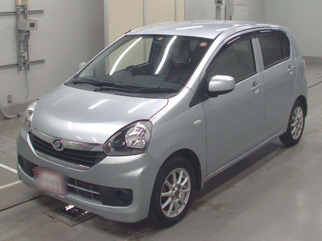 2015 Daihatsu Mira es LA300S[0]