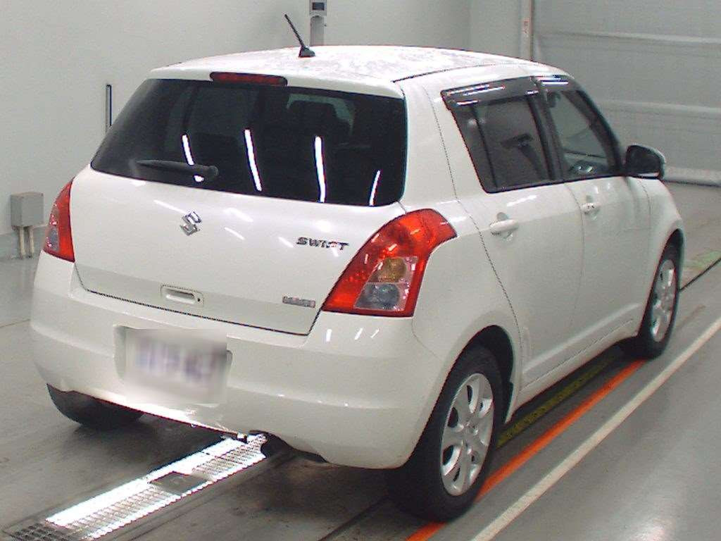 2010 Suzuki Swift ZD11S[1]