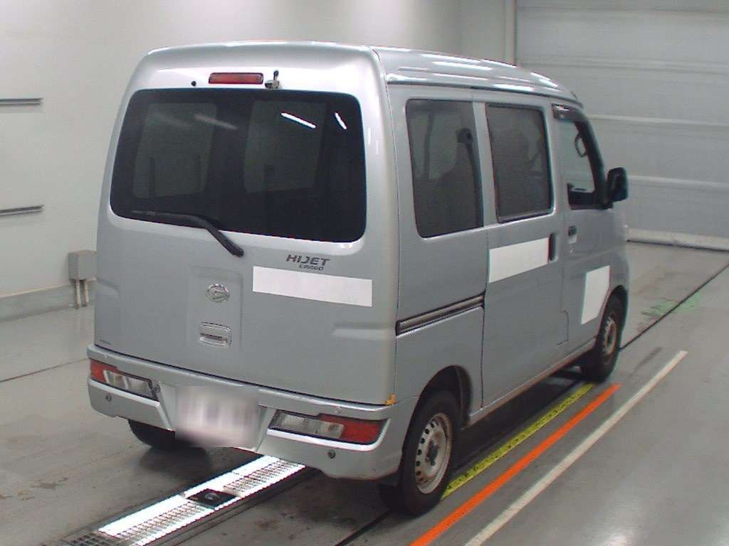 2018 Daihatsu Hijet Cargo S331V[1]