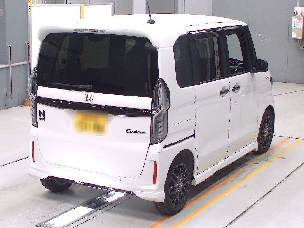 2023 Honda N-BOX CUSTOM JF3[1]