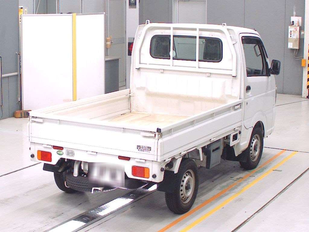 2014 Suzuki Carry Truck DA16T[1]