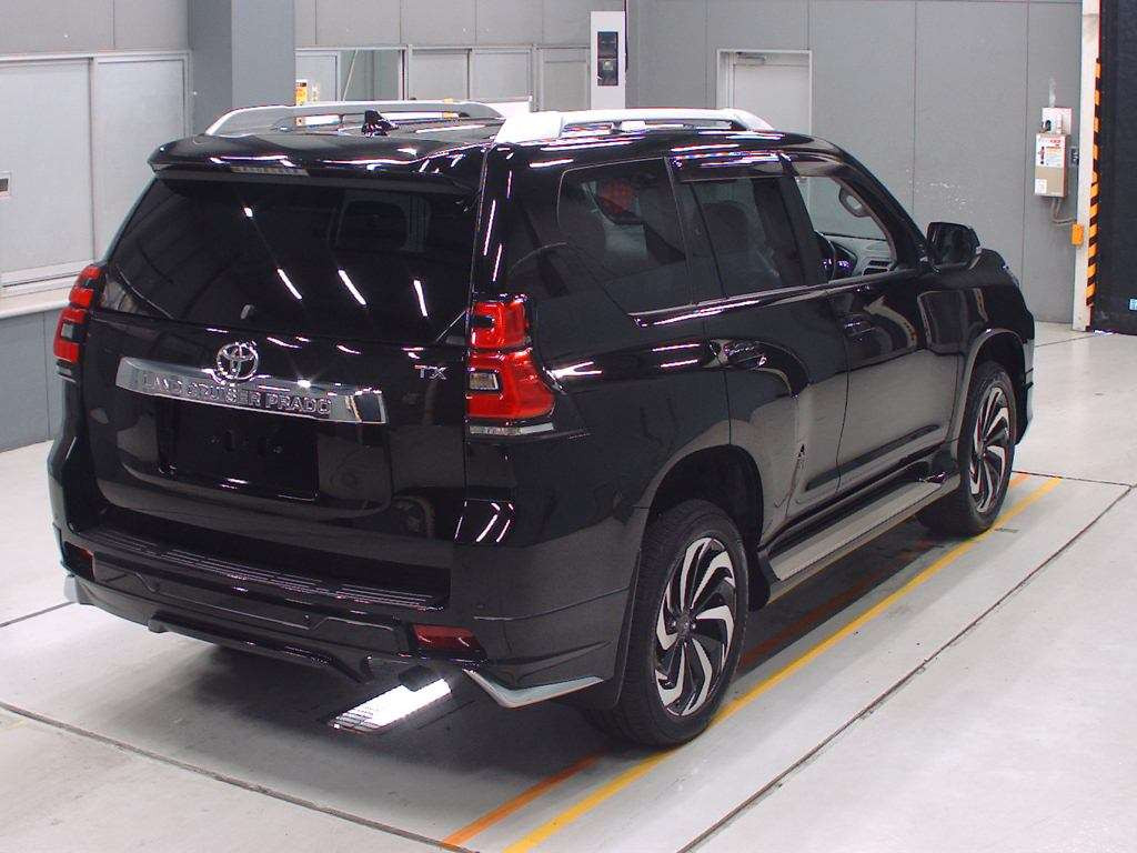 2021 Toyota Land Cruiser Prado TRJ150W[1]