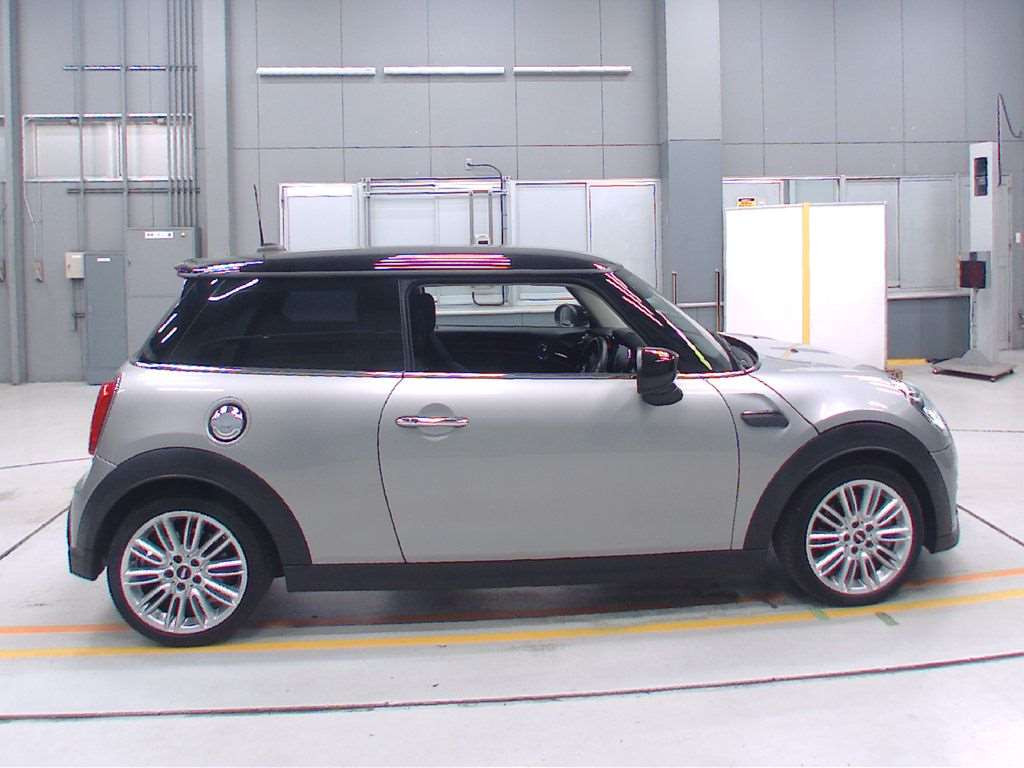 2023 Mini MINI XR20MW[2]