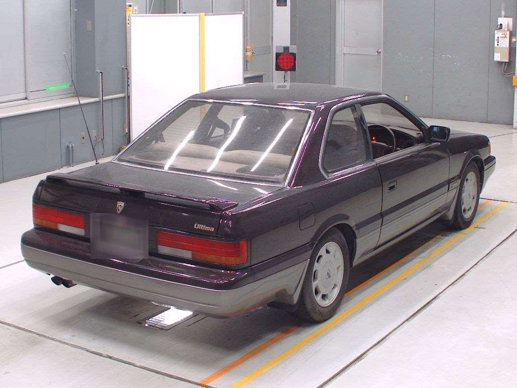 1988 Nissan Leopard UF31[1]