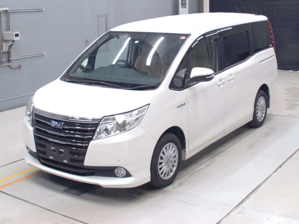 2014 Toyota Noah ZWR80G[0]