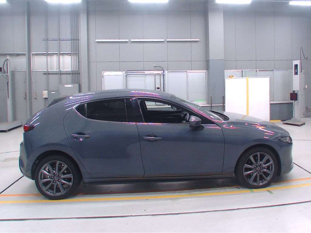 2019 Mazda Mazda3 Fastback BP8P[2]