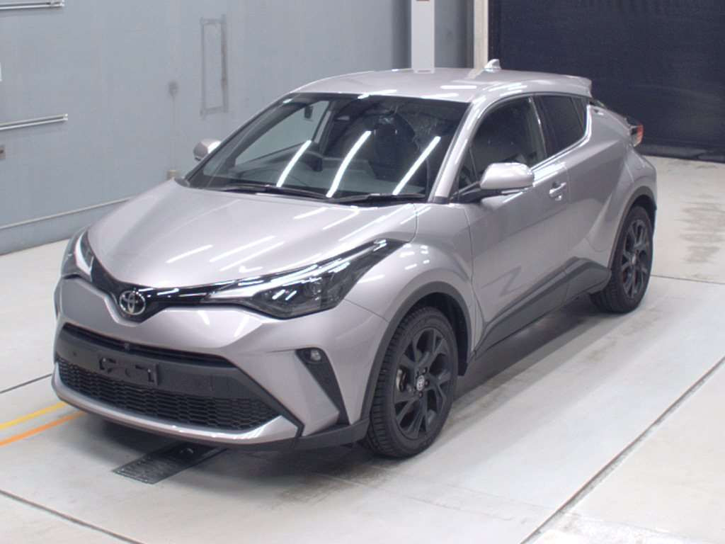 2024 Toyota C-HR NGX10[0]