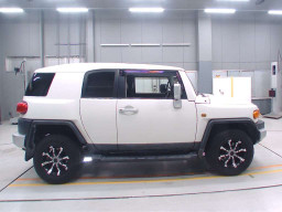 2013 Toyota FJ CRUISER