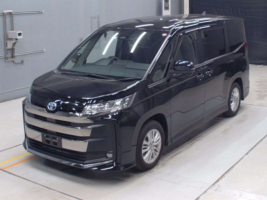 2022 Toyota Noah ZWR90W[0]