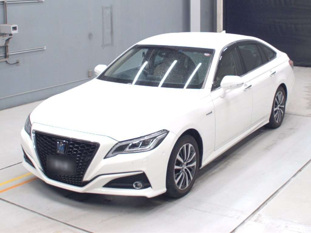 2019 Toyota Crown Hybrid AZSH20[0]