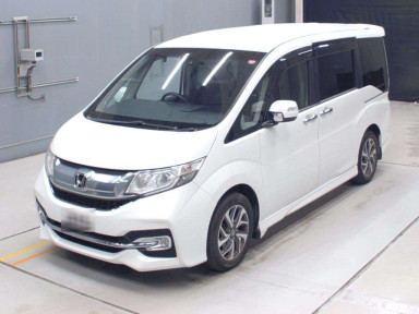 2017 Honda Step WGN Spada