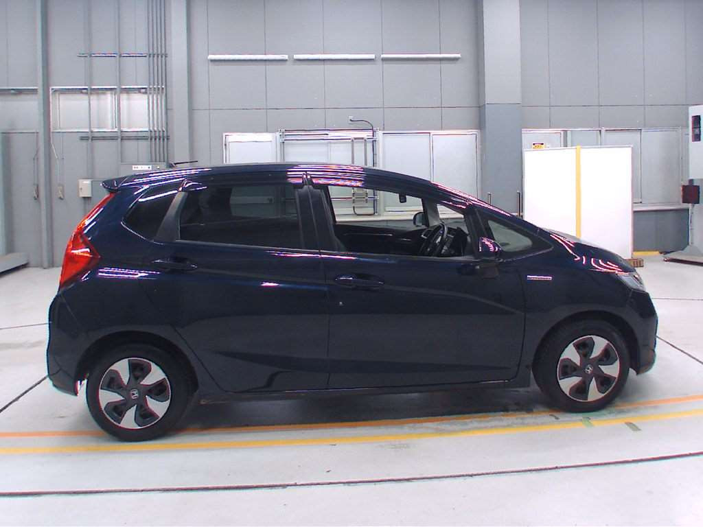 2019 Honda Fit Hybrid GP5[2]