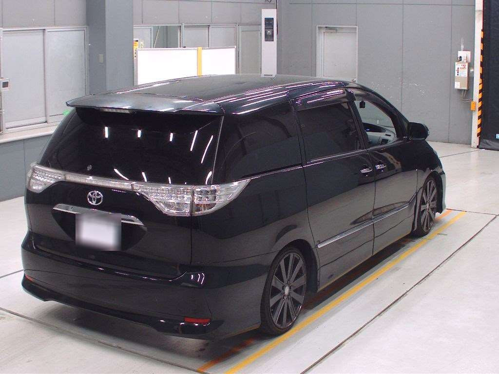 2015 Toyota Estima ACR50W[1]