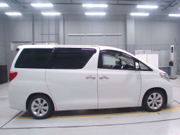 2014 Toyota Alphard