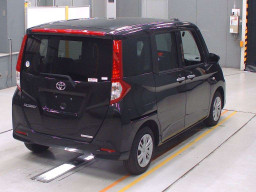 2021 Toyota Roomy