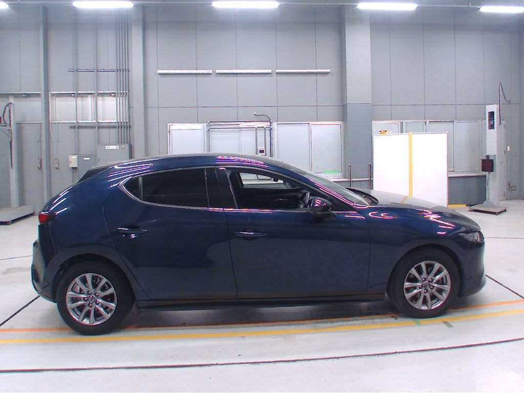 2020 Mazda Mazda3 Fastback BP8P[2]