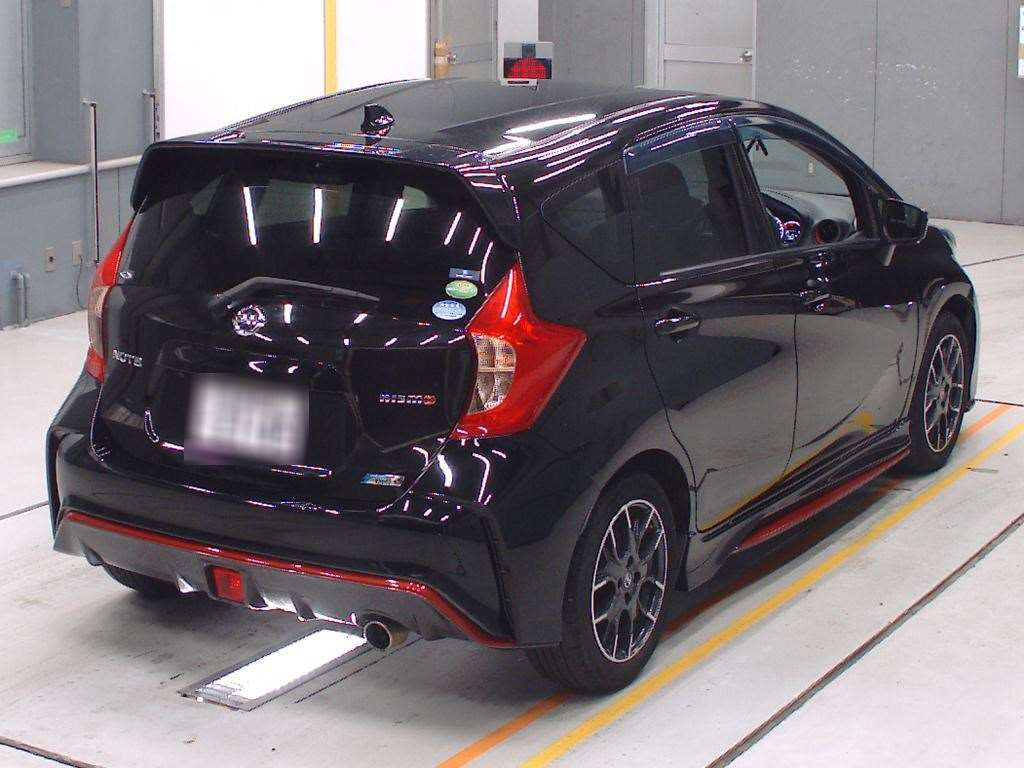 2016 Nissan Note E12[1]