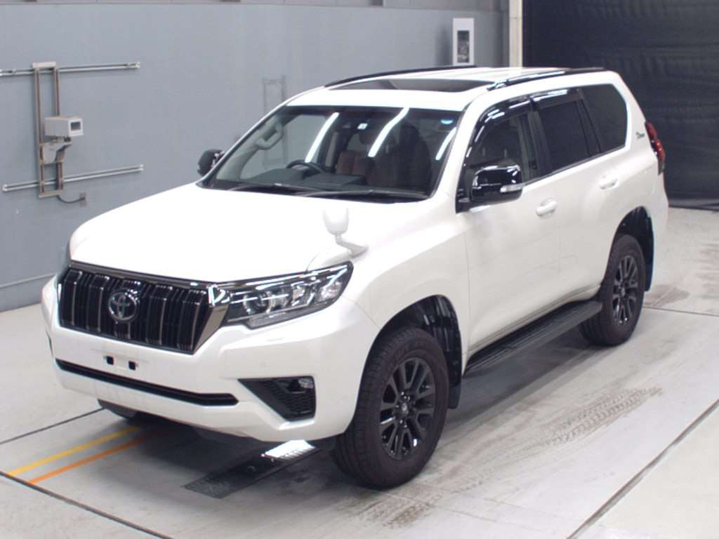 2022 Toyota Land Cruiser Prado TRJ150W[0]