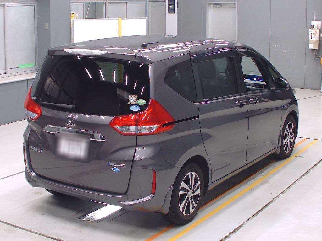 2018 Honda Freed hybrid GB7[1]