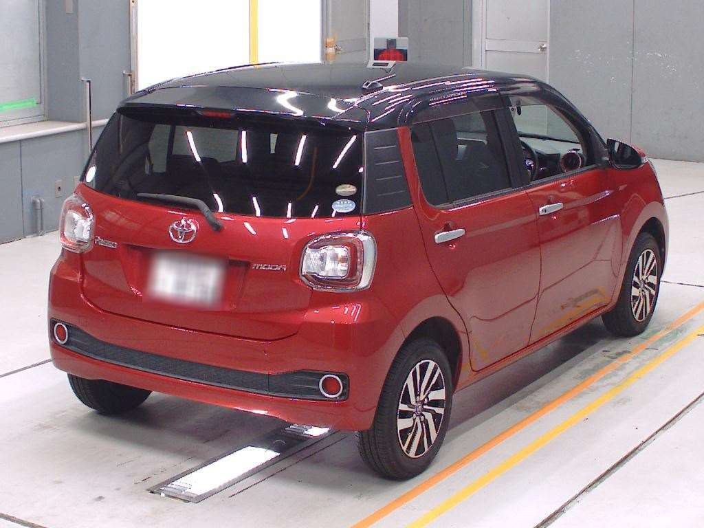 2018 Toyota Passo M700A[1]