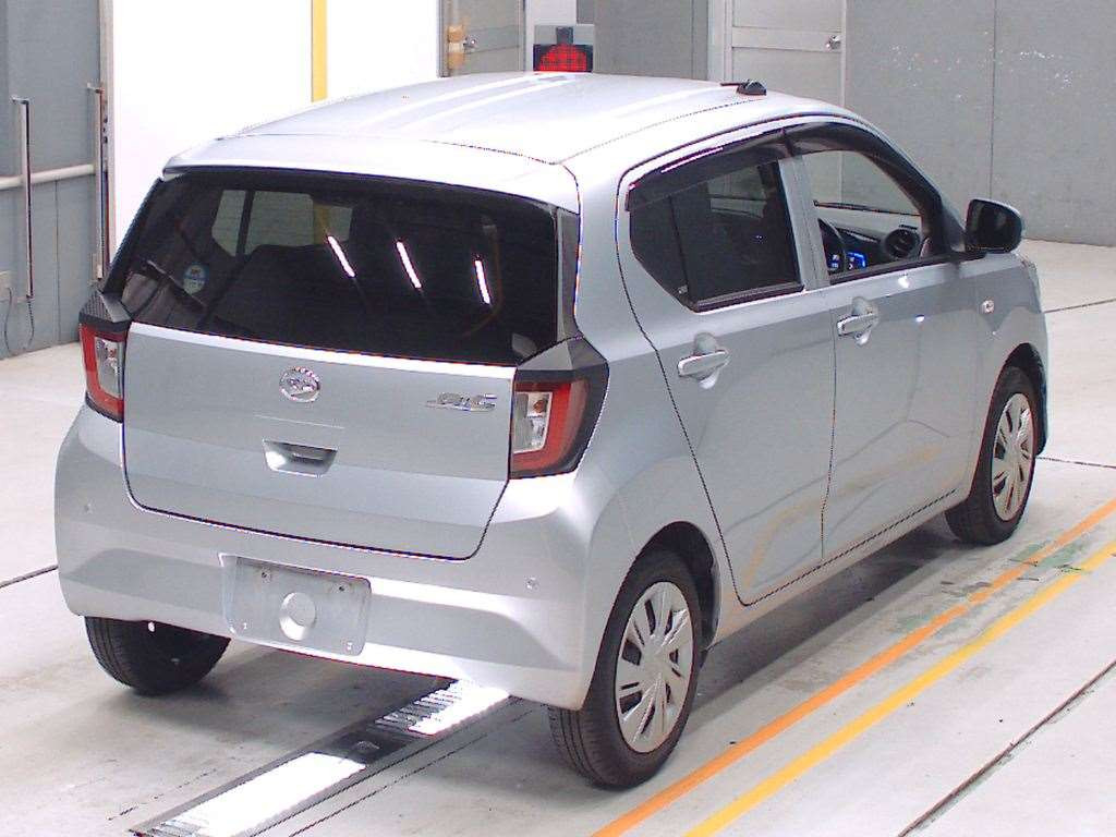 2021 Daihatsu Mira es LA350S[1]