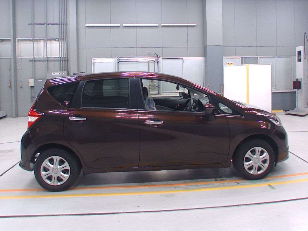 2018 Nissan Note E12[2]