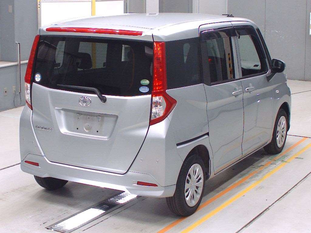 2019 Toyota Roomy M900A[1]