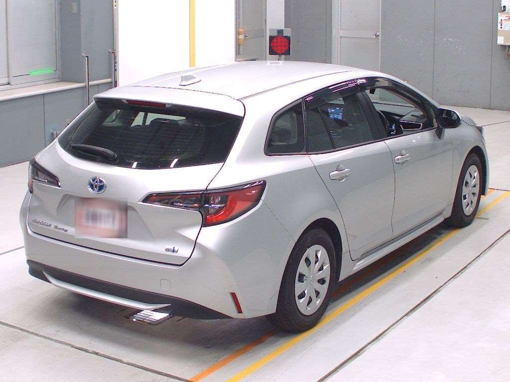 2021 Toyota Corolla Touring Wagon ZWE211W[1]