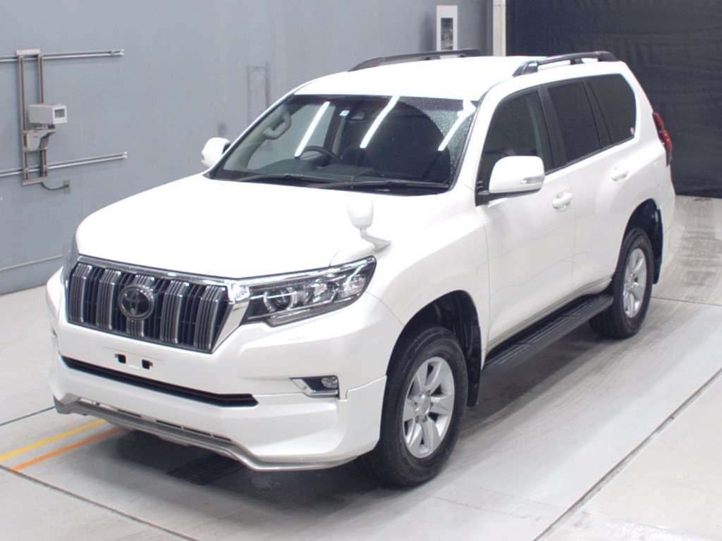 2017 Toyota Land Cruiser Prado TRJ150W[0]