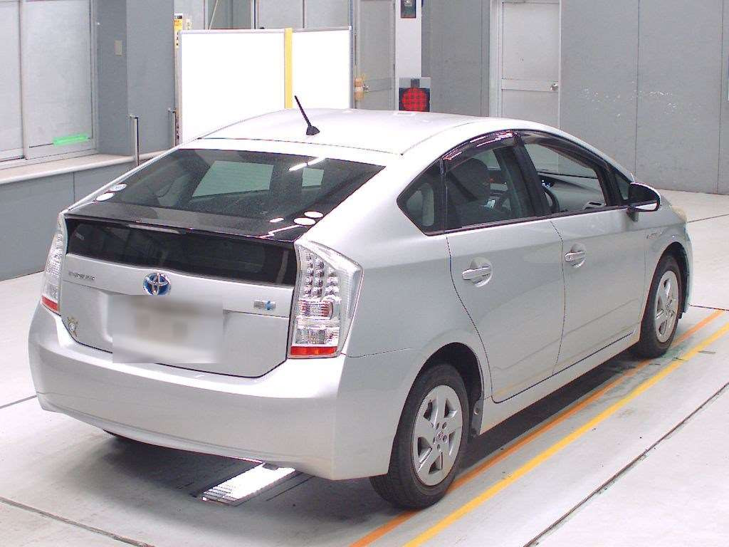 2009 Toyota Prius ZVW30[1]