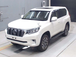 2021 Toyota Land Cruiser Prado