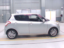 2013 Suzuki Swift