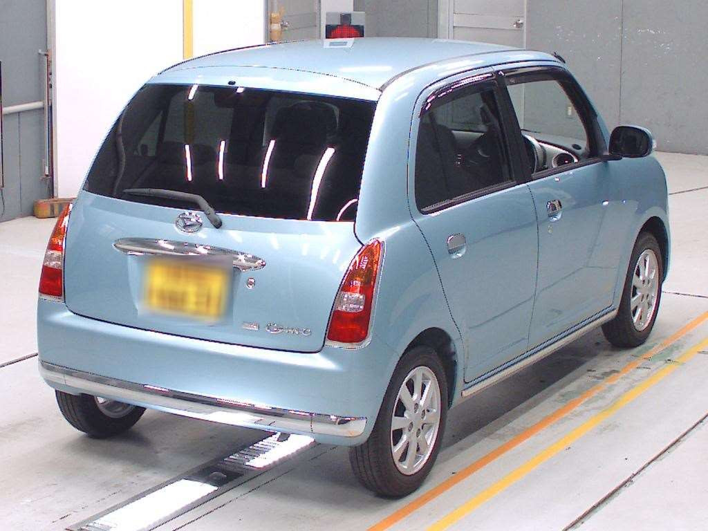 2005 Daihatsu Miragino L650S[1]