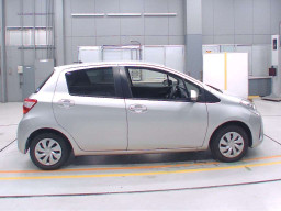 2017 Toyota Vitz