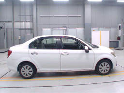 2013 Toyota Corolla Axio