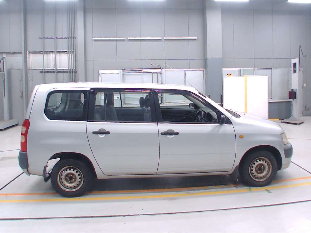 2005 Toyota Succeed Van NCP55V[2]