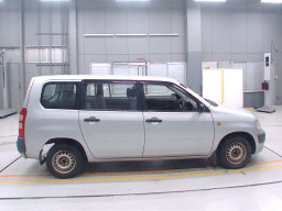 2005 Toyota Succeed Van