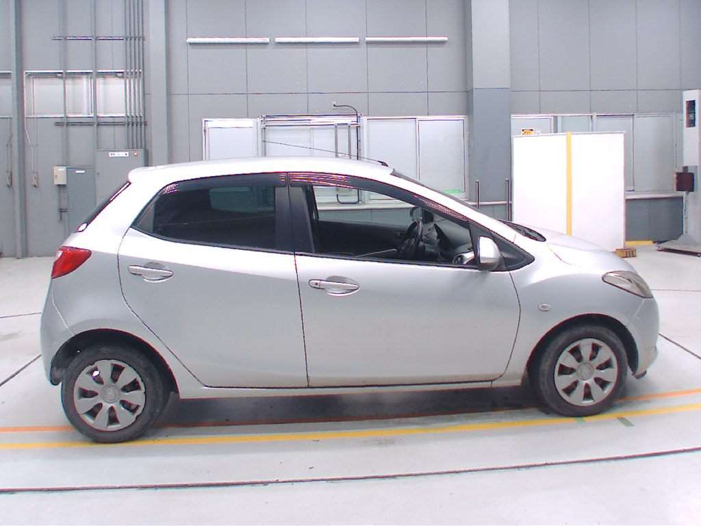 2008 Mazda Demio DE3FS[2]