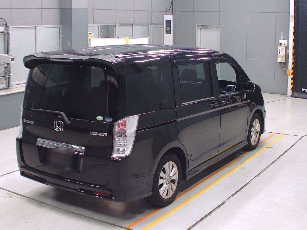 2010 Honda Step WGN Spada RK5[1]