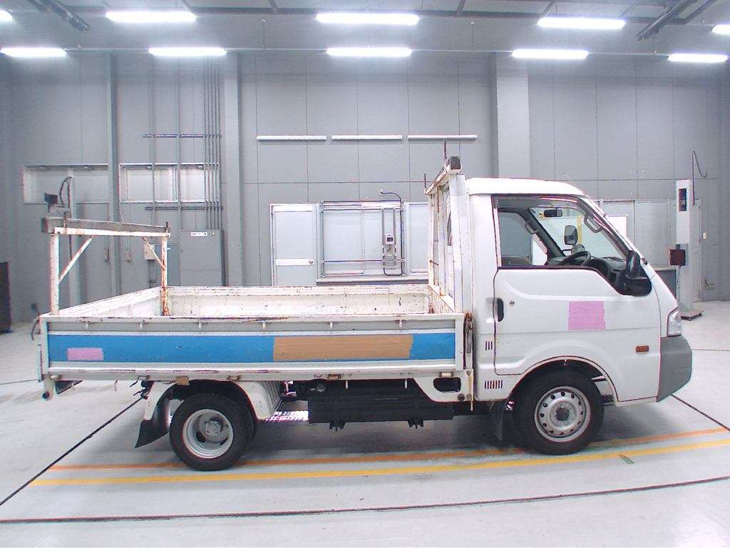 2007 Mazda Bongo Truck SK82T[2]