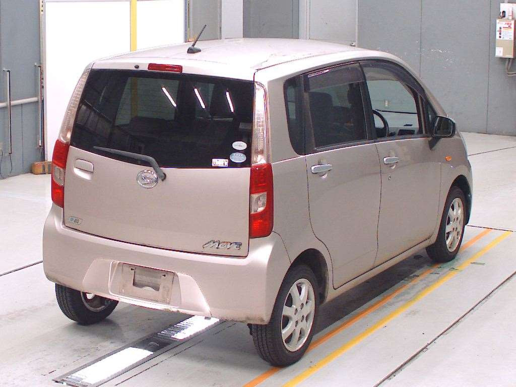 2012 Daihatsu Move LA100S[1]