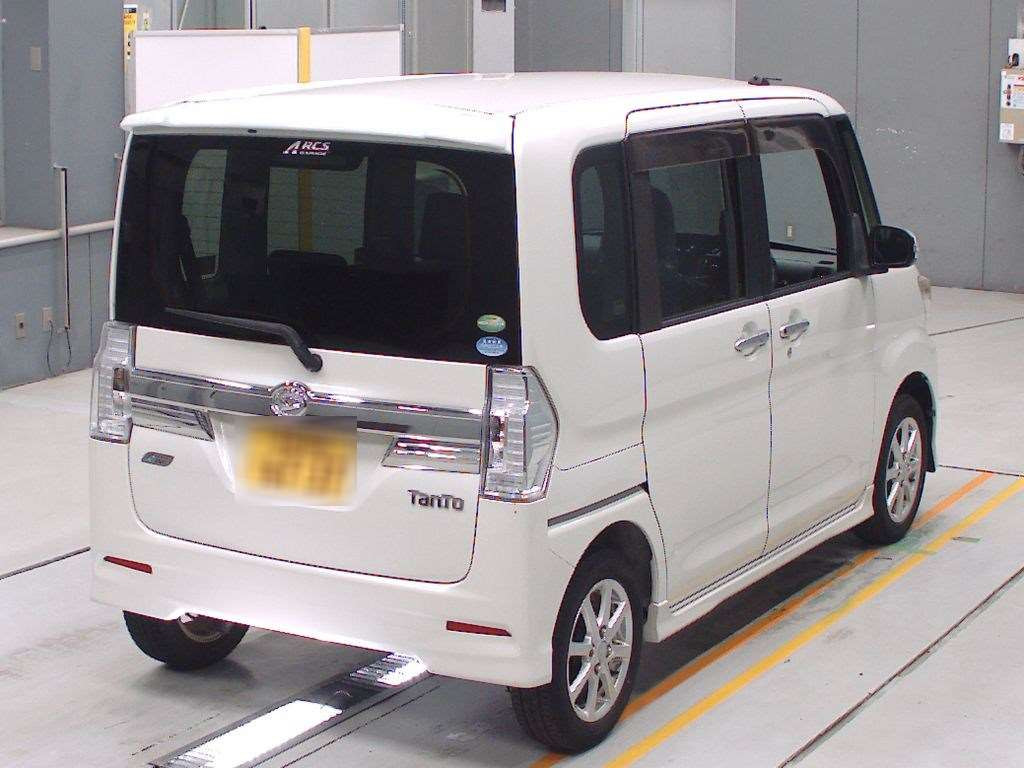 2014 Daihatsu Tanto LA600S[1]