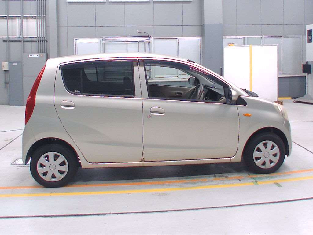 2009 Daihatsu Mira L285S[2]